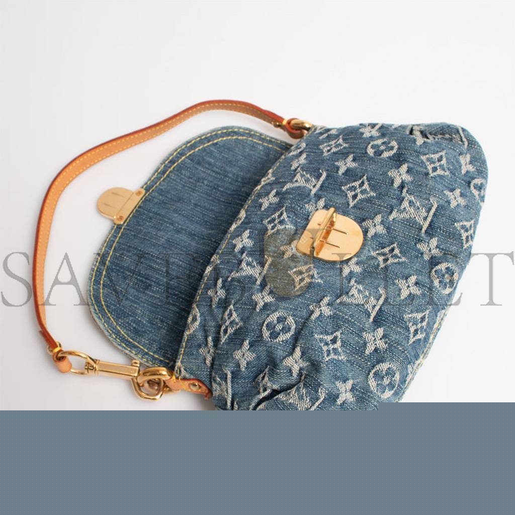 l**is V*t*n monogram denim  pleaty m95050 (26*15*9cm)